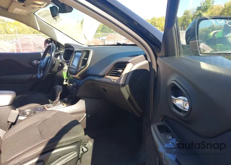 2017 Jeep Cherokee Latitude 4X4 из США, поврежденный, VIN 1C4PJMCS7HW512850